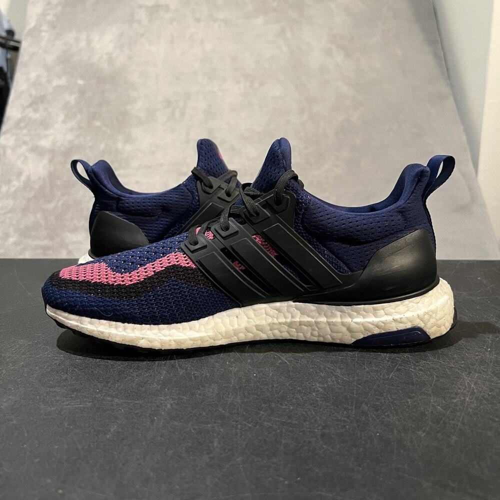 Real Madrid Shoes Ultraboost Mens 7.5 Navy Pink Adidas Soccer Running Primeblue - Picture 7 of 10